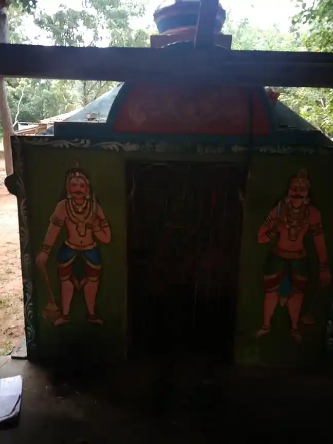 Arulmigu Veeranar Temple, Sooliakkottai - 613504 அருள்மிகு வீரனார் திருக்கோயில், Sooliakkottai - 613504, Thanjavur - Ancient Temple Architecture and History Image 3