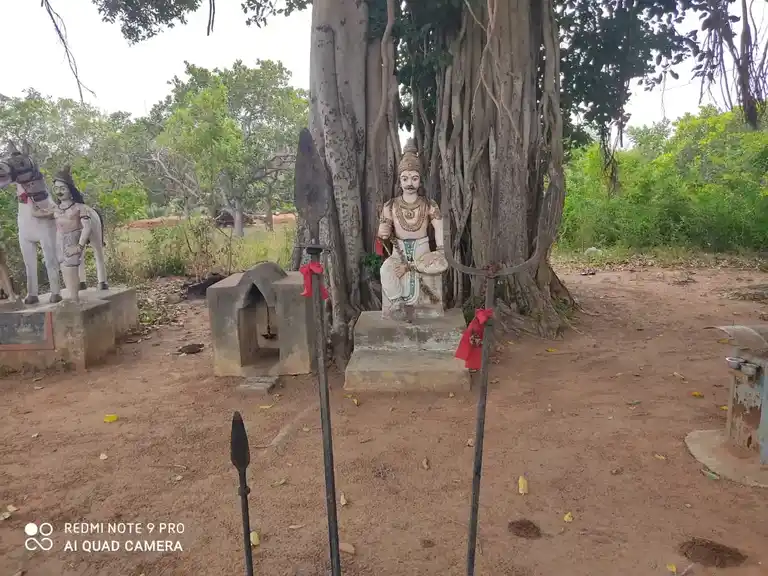 Arulmigu Veeranar Temple, Thandalai - 621803 அருள்மிகு வீரனார் திருக்கோயில், Thandalai - 621803, Ariyalur - Ancient Temple Architecture and History Image 4