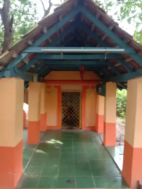 Arulmigu Veeranar Temple, Thennavanallur - 612901 Temple