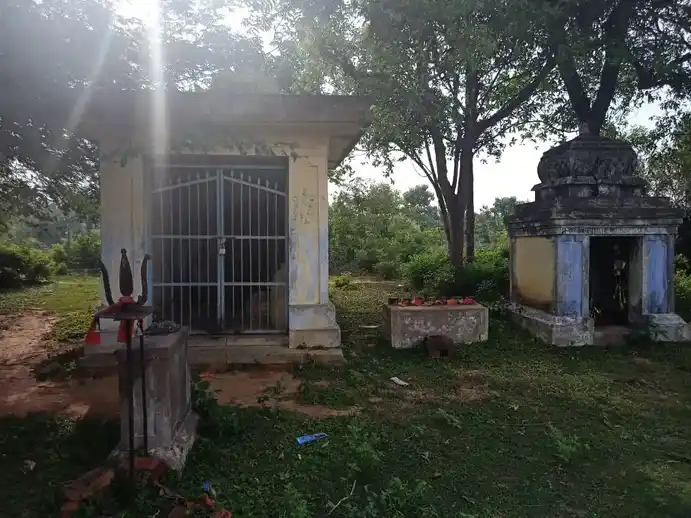 Arulmigu Veeranar Temple, Utkottai - 621901 அருள்மிகு வீரனார் திருக்கோயில், Utkottai - 621901, Ariyalur - Ancient Temple Architecture and History Image 2