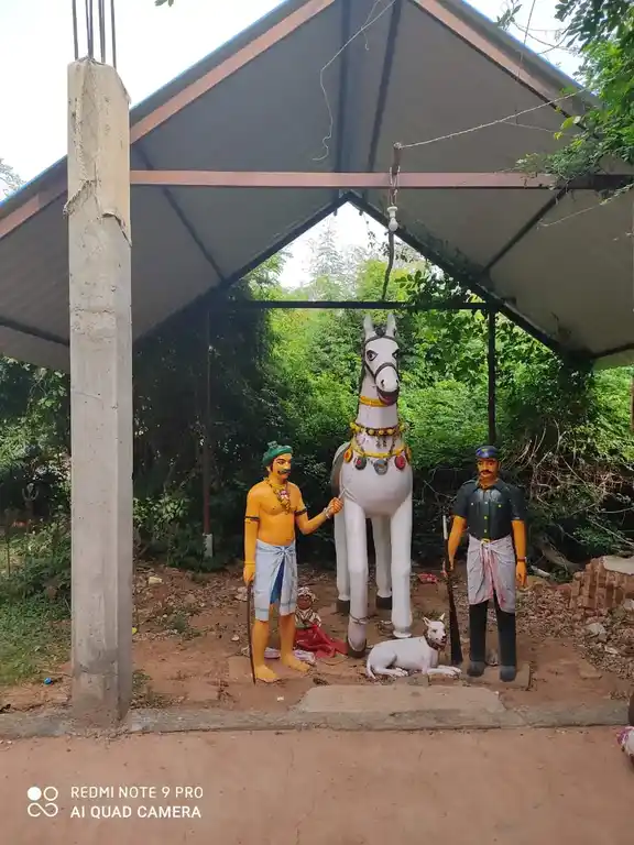 Arulmigu Veeranar Temple, Vilanthai - 621801 அருள்மிகு வீரனார் திருக்கோயில், Vilanthai - 621801, Ariyalur - Ancient Temple Architecture and History Image 4