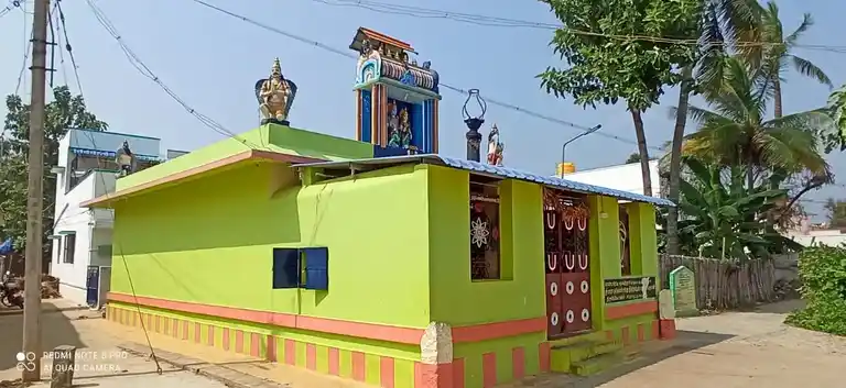 Arulmigu Veeranarayana Perumal Temple, Sithirettypalayam - 638501 அருள்மிகு வீரநாராயணப்பெருமாள் திருக்கோயில், Sithirettypalayam - 638501, Erode - Ancient Temple Architecture and History Image 4
