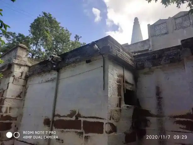 Arulmigu Veerapatheraswamy Temple, Kancheepuram - 631502 அருள்மிகு வீரபத்திரசுவாமி திருக்கோயில், காஞ்சிபுரம், காஞ்சிபுரம் - 631502, Kancheepuram - Ancient Temple Architecture and History Image 4