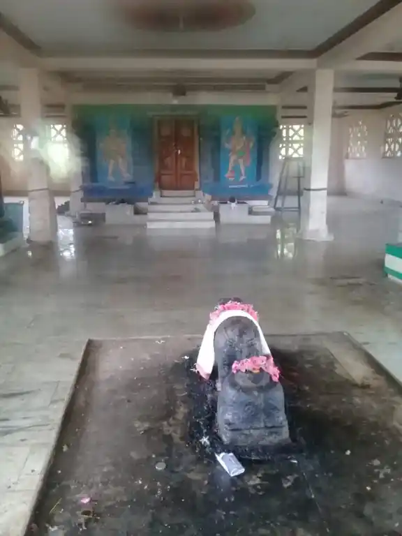 Arulmigu Veerapathira Ayyanar Temple, Karaikudi - 630002 அருள்மிகு வீரபத்ர அய்யனார் திருக்கோயில், Karaikudi - 630002, Sivagangai - Ancient Temple Architecture and History Image 3