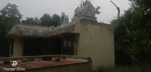 Arulmigu Veerapathiraswami Temple, Marakkanpatti - 622303 அருள்மிகு வீரபத்ரசாமி திருக்கோயில், Marakkanpatti - 622303, Pudukkottai - Ancient Temple Architecture and History Image 4