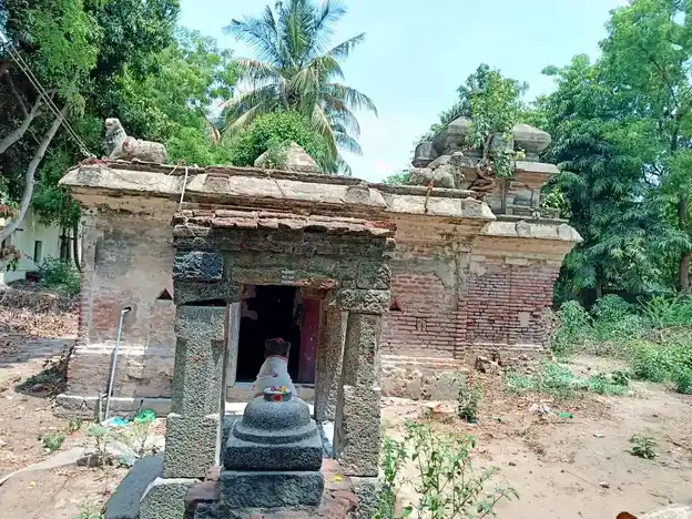 Arulmigu Veerapathiraswamy Temple, Koliyanur - 605103 அருள்மிகு வீரபத்ரசுவாமி திருக்கோயில், கோலியனூர் - 605103, Viluppuram - Ancient Temple Architecture and History Image 2