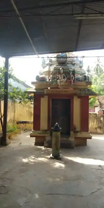Arulmigu Veeraperumal Temple, Thirupalathurai - 614205 அருள்மிகு வீரப்பெருமாள் திருக்கோயில், Thirupalathurai - 614205, Thanjavur - Ancient Temple Architecture and History Image 2