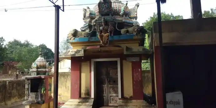 Arulmigu Veeraperumal Temple, Thirupalathurai - 614205 அருள்மிகு வீரப்பெருமாள் திருக்கோயில், Thirupalathurai - 614205, Thanjavur - Ancient Temple Architecture and History Image 3