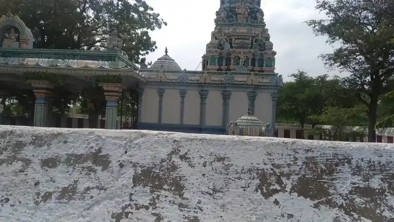 Arulmigu Veerappaandavar Temple, Udaiyaalipatti - 622502 அருள்மிகு வீரப்பாண்டவர் திருக்கோயில், Udaiyaalipatti - 622502, Pudukkottai - Ancient Temple Architecture and History Image 2