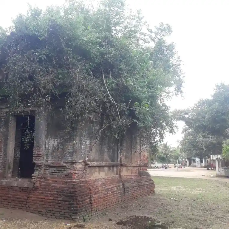 Arulmigu Veeraragava Perumal Temple, Veeramudayanatham - 608702 அருள்மிகு வீரராகவப்பெருமாள் திருக்கோயில், Veeramudayanatham - 608702, Cuddalore - Ancient Temple Architecture and History Image 3