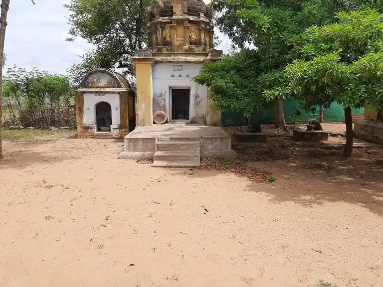 Arulmigu Veerasaiva Langaigayathu Pasuveshwarar Temple, Sadasivapuram - 636121 அருள்மிகு வீரசைவ லிங்காயத்து பசுவேஸ்வரர் திருக்கோயில், Sadasivapuram - 636121, Salem - Ancient Temple Architecture and History Image 4