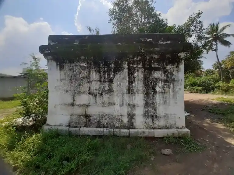 Arulmigu Veeraswaraswamy Temple, Dharapuram - 638661 அருள்மிகு வீரேஸ்வரசாமி திருக்கோயில், தாராபுரம் - 638661, Tiruppur - Ancient Temple Architecture and History Image 4