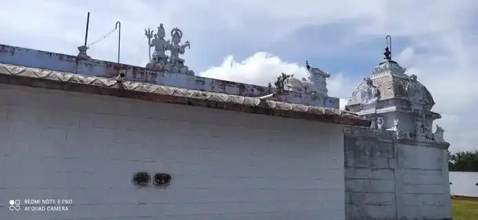 Arulmigu Veerpathiraswamy Temple, Thamaraikulam - 638501 அருள்மிகு வீரபத்ரசுவாமி திருக்கோயில், Thamaraikulam - 638501, Erode - Ancient Temple Architecture and History Image 2