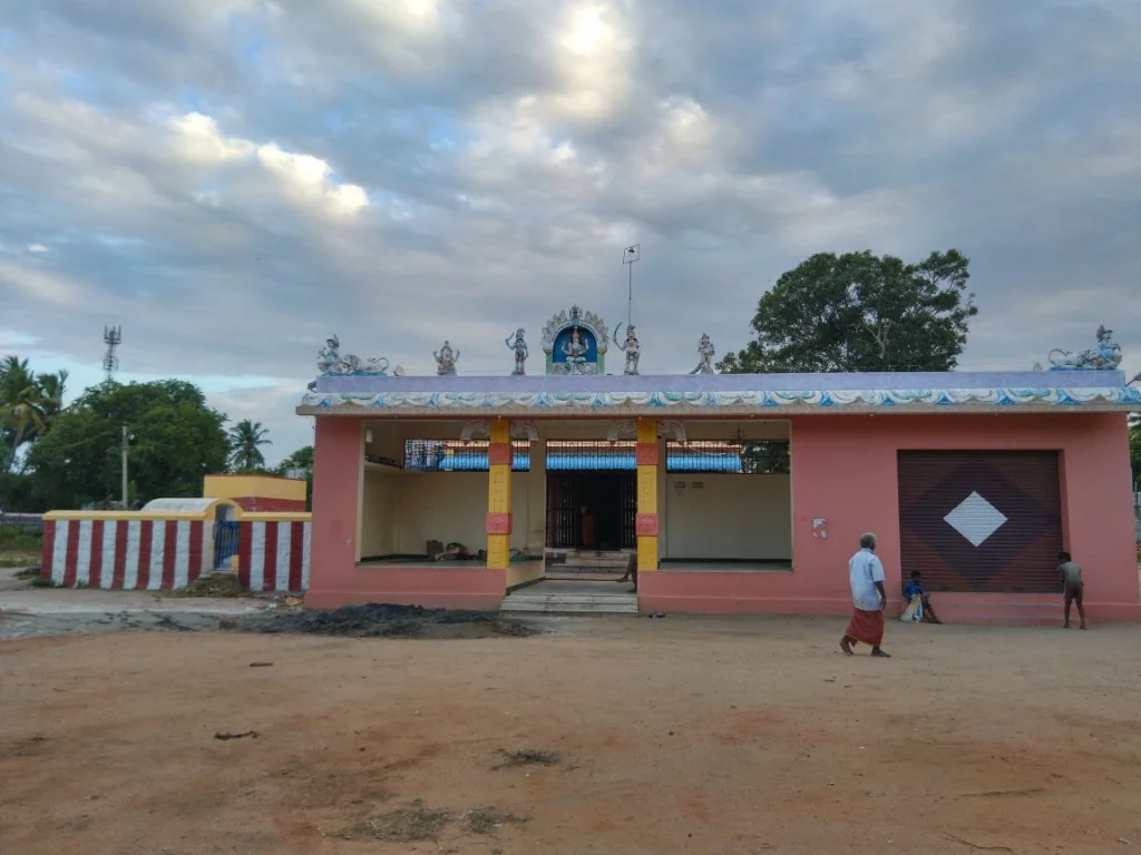 Arulmigu Veetrinthalamman Temple, Natham - 621215 Arulmigu Veetrinthalamman Temple, Natham - 621215, Thiruchirappalli - Ancient Temple Architecture and History Image 7