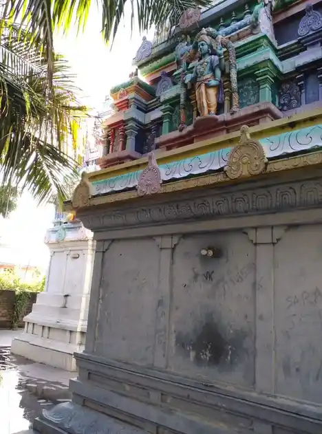 Arulmigu Veetrirunda Perumal Temple, End Of The Town, Kattur - 601204