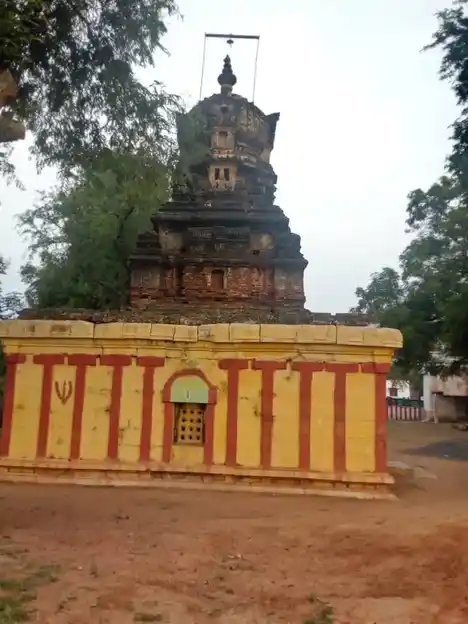 Arulmigu Veetriruntha Perumal Temple, Panangadi - 625109 அருள்மிகு வீற்றிருந்த பெருமாள் திருக்கோயில், Panangadi - 625109, Madurai - Ancient Temple Architecture and History Image 4