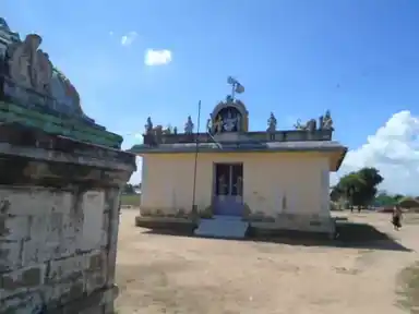 Arulmigu Veettruntha Perumal Temple, Kaanadu - 614621