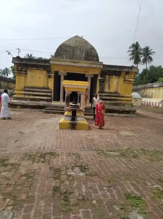 Arulmigu Veezhinatha Swami Temple, Thiruveezhimizhalai - 609501 அருள்மிகு வீழிநாதசுவாமி திருக்கோயில், திருவீழிமிழலை - 609501, Thiruvarur - Ancient Temple Architecture and History Image 5
