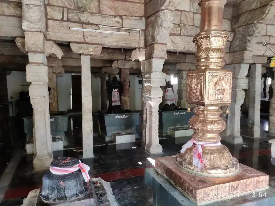 Arulmigu Veil Uganthamman Temple, M.Puliankulam - 625201 Arulmigu Veil Uganthamman Temple, M.Puliankulam - 625201, Madurai - Ancient Temple Architecture and History Image 2