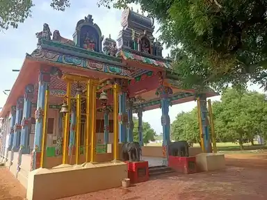 Arulmigu Veilu Kanthamman Temple, Padukkapathu - 628704 அருள்மிகு வெயிலுகந்தம்மன் திருக்கோயில், Padukkapathu - 628704, Thoothukudi - Ancient Temple Architecture and History Image 4