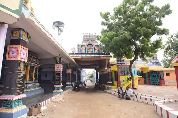Arulmigu Veladi Vinayagar Temple, Pettai - 627004 அருள்மிகு வேலடி விநாயகர் திருக்கோயில், Pettai - 627004, Tirunelveli - Ancient Temple Architecture and History Image 4