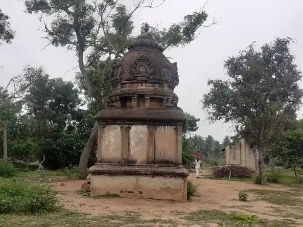 Arulmigu Velaiayyanartemple, Kilamangalam, Orathanadu - 614615 அருள்மிகு வெள்ளைப்பிள்ளையார் திருக்கோயில், கிழமங்கலம், ஒரத்தநாடு - 614615, Thanjavur - Ancient Temple Architecture and History Image 2