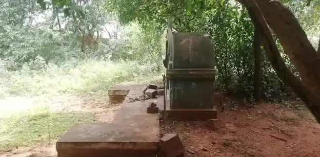 Arulmigu Velaimalaikannimar Temple, Azhagapuri - 621311 Arulmigu Velaimalaikannimar Temple, Azhagapuri - 621311, Thiruchirappalli - Ancient Temple Architecture and History Image 4