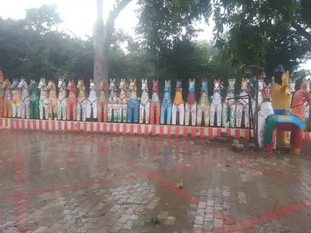 Arulmigu Velamala Kannimar Oorkaval Karupasamy Temple, Karadipatti - 621310