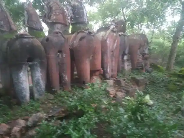 Arulmigu Velamala Kannimar Oorkaval Temple, Chettiyapatti - 621310 Arulmigu Velamala kannimar Oorkaval Temple, Chettiyapatti - 621310, Thiruchirappalli - Ancient Temple Architecture and History Image 4