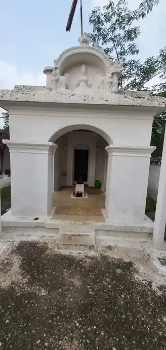 Arulmigu Velamarathadi Vinayaker Temple, Avinashipalayam - 638660 அருள்மிகு வேலமரத்தடி விநாயகர் திருக்கோயில், அவிநாசிபாளையம் - 638660, Tiruppur - Ancient Temple Architecture and History Image 4