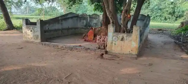 Arulmigu Velankula Thanjiyamman Temple, Athimoor - 606803 அருள்மிகு வேலாங்குளத்தஞ்சியம்மன் திருக்கோயில், Athimoor - 606803, Tiruvannamalai - Ancient Temple Architecture and History Image 3