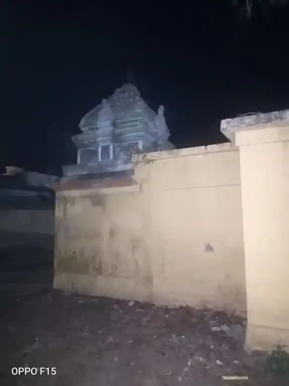 Arulmigu Velayudha Swamy Temple, Eriyodu - 624702 அருள்மிகு வேலாயுதசுவாமி திருக்கோயில், Eriyodu - 624702, Dindigul - Ancient Temple Architecture and History Image 2