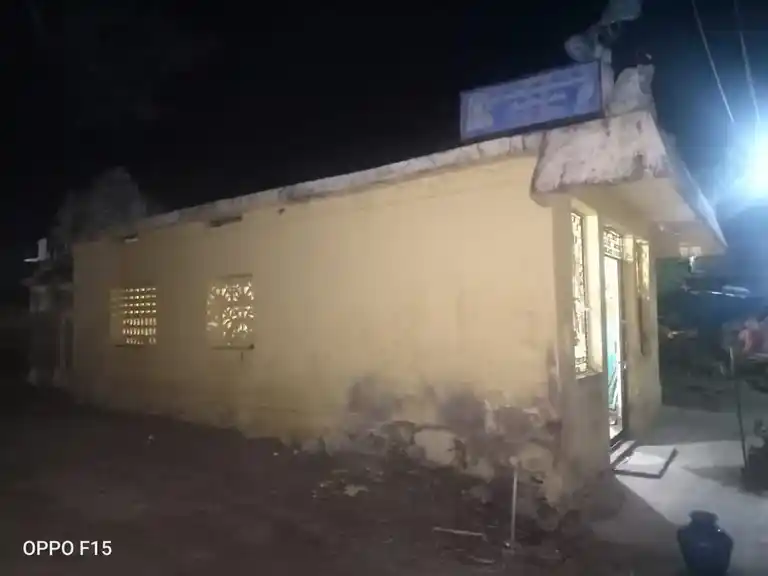 Arulmigu Velayudha Swamy Temple, Eriyodu - 624702 அருள்மிகு வேலாயுதசுவாமி திருக்கோயில், Eriyodu - 624702, Dindigul - Ancient Temple Architecture and History Image 3