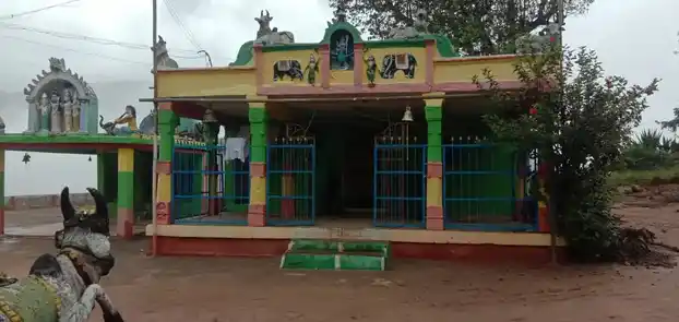 Arulmigu Velayudha Swamy Temple, Kumbur - 624103 Arulmigu Velayudha Swamy Temple, Kumbur - 624103, Dindigul - Ancient Temple Architecture and History Image 4
