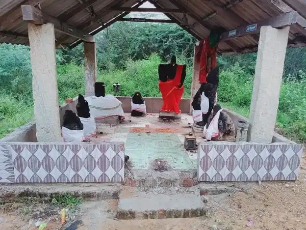 Arulmigu Velayuthaperumal Temple, Kannangudi - 622502 அருள்மிகு வேலாயுத பெருமாள் திருக்கோயில், கண்ணங்குடி - 622502, Pudukkottai - Ancient Temple Architecture and History Image 2