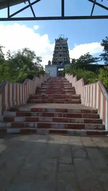 Arulmigu Velayuthaswamy Temple, Kanagagiri - 637504