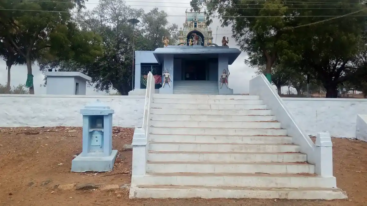 Arulmigu Velayuthaswamy Temple, Kuthapanjan, Kuthapanjan - 627851