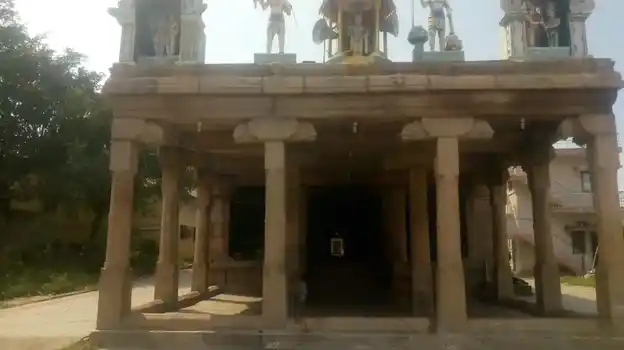 Arulmigu Velayuthaswamy Temple, Tharamangalam Main Road, Tharamangalam - 636502 அருள்மிகு &nbsp;வேலாயுதஸ்வாமி திருக்கோவில்&nbsp;, தாரமங்கலம் மெயின் ரோடு, Tharamangalam - 636502, Salem - Ancient Temple Architecture and History Image 2