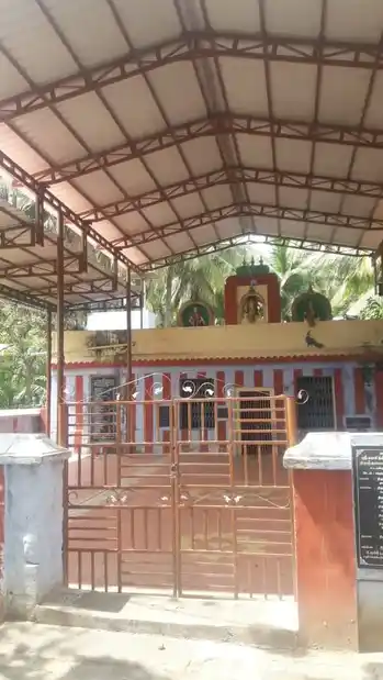 Arulmigu Velinindra Vinayagar Temple, Vaarioor, Anjugramam - 629401 அருள்மிகு வெளிநின்ற விநாயகர் திருக்கோயில், Vaarioor, Anjugramam - 629401, Kanyakumari - Ancient Temple Architecture and History Image 4