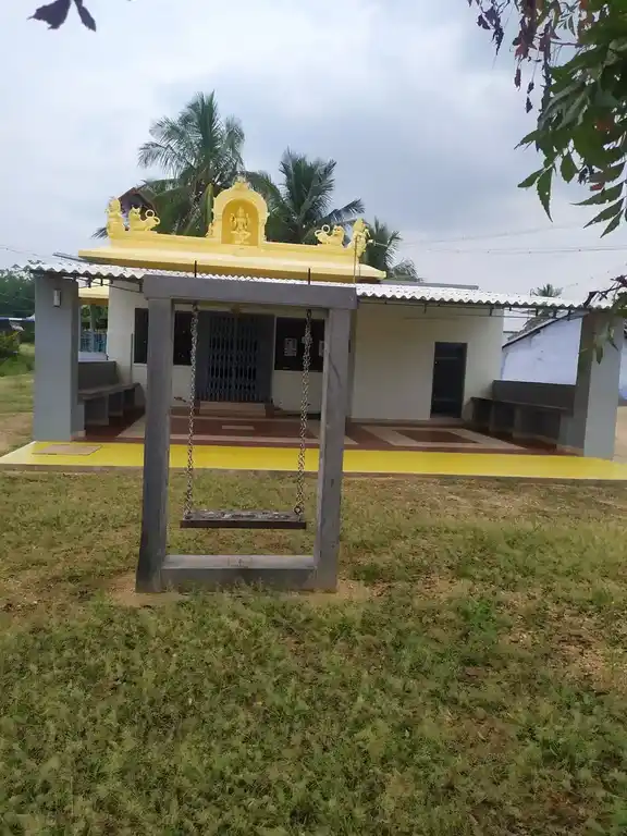 Arulmigu Vella Nallampalayam Mariamman Temple, Karveppampatti - 637304