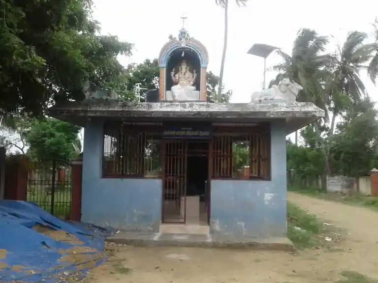 Arulmigu Vella Pillaiyar Temple, Vadavur - 611102 Temple