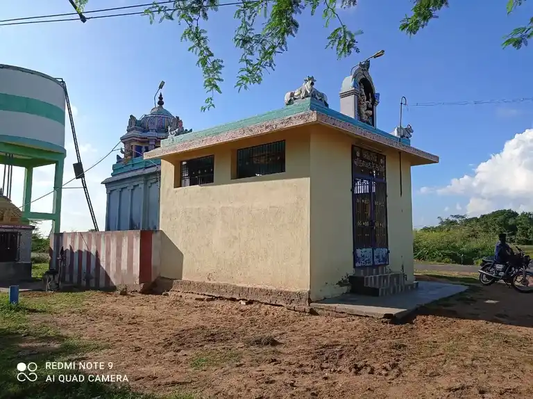 Arulmigu Vellai Pilaiyar Temple, Kovarthanakudi - 613602