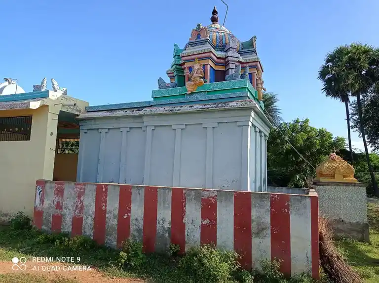 Arulmigu Vellai Pilaiyar Temple, Kovarthanakudi - 613602 அருள்மிகு வெள்ளை விநாயகர் திருக்கோயில், Kovarthanakudi - 613602, Thanjavur - Ancient Temple Architecture and History Image 6