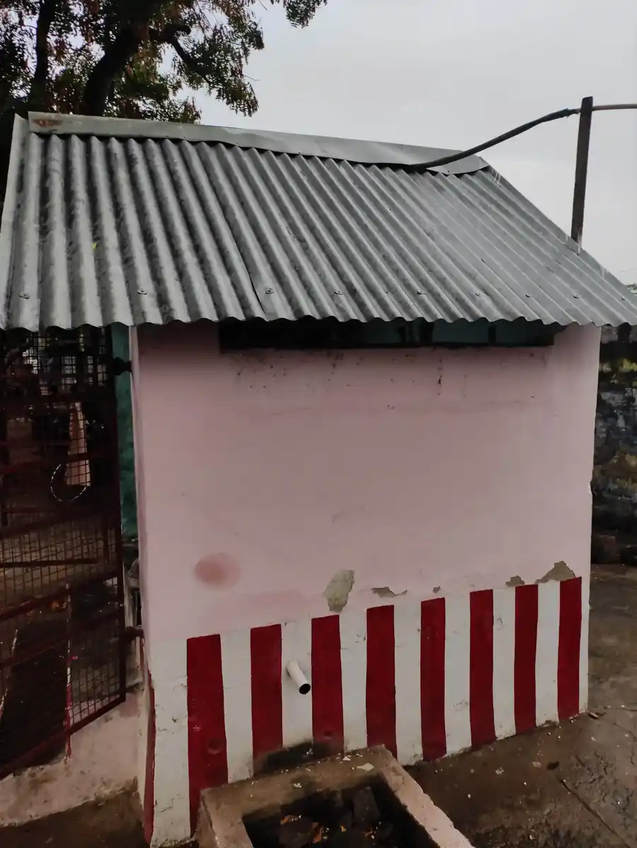 Arulmigu Vellai Vinayagar Temple, Gullalagundu - 624201 அருள்மிகு வெள்ளை விநாயகர் திருக்கோயில், Gullalagundu - 624201, Dindigul - Ancient Temple Architecture and History Image 2