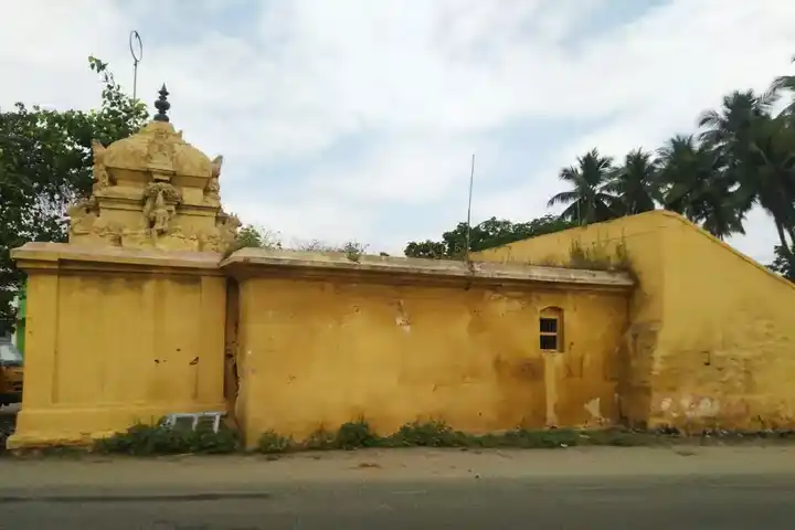 Arulmigu Vellai Vinayagar Temple, Maravapalayam, Vettamangalam - 639117 அருள்மிகு வெள்ளைவிநாயகர் திருக்கோயில், Maravapalayam, Vettamangalam - 639117, Karur - Ancient Temple Architecture and History Image 4