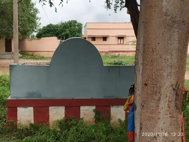 Arulmigu Vellai Vinayagar Temple, Pazhuvanji - 621314 அருள்மிகு வெள்ளை விநாயகர் திருக்கோயில், பழுவாஞ்சி, பழுவாஞ்சி - 621314, Thiruchirappalli - Ancient Temple Architecture and History Image 2