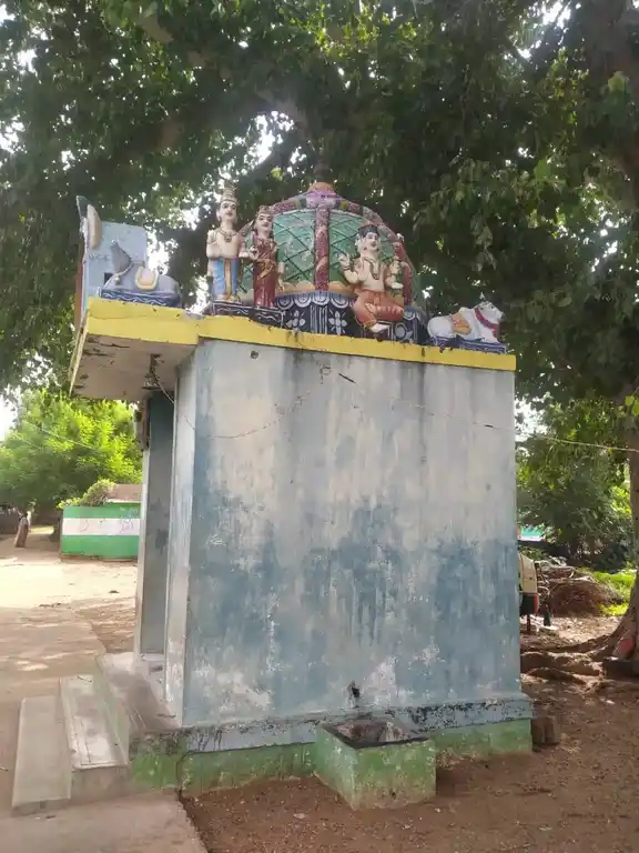 Arulmigu Vellai Vinayagar Temple, Theeravipatti - 621306 Arulmigu Vellai Vinayagar Temple, Theeravipatti - 621306, Thiruchirappalli - Ancient Temple Architecture and History Image 2