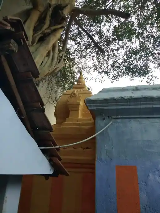 Arulmigu Vellai Vinayagar Temple, Town Hall, Coimbatore - 641001