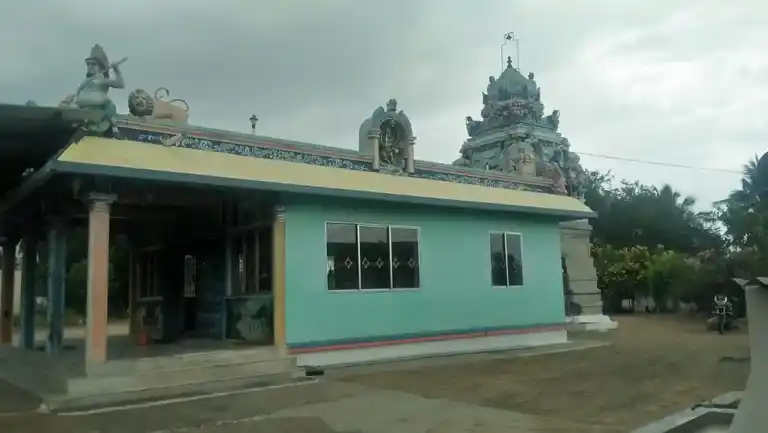 Arulmigu Vellaiperumal Temple, Kannantheri - 637102 அருள்மிகு அழகுராயப்பெருமாள் திருக்கோயில், Kannantheri - 637102, Salem - Ancient Temple Architecture and History Image 2