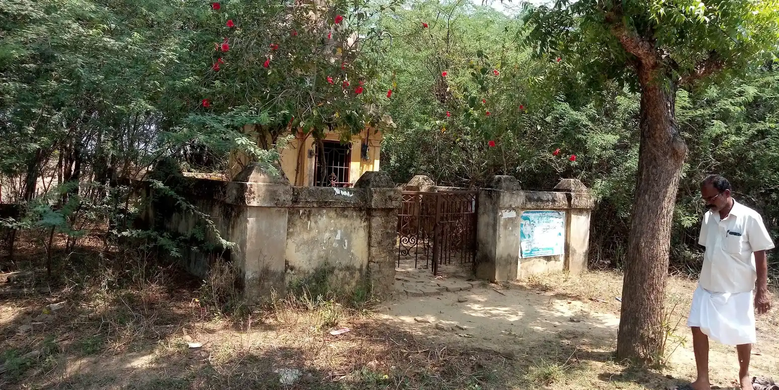 Arulmigu Vellaipillar Temple, Maanalur - 610207 அருள்மிகு வெள்ளப்பிள் ளையார் திருக்கோயில், Maanalur - 610207, Nagapattinam - Ancient Temple Architecture and History Image 4